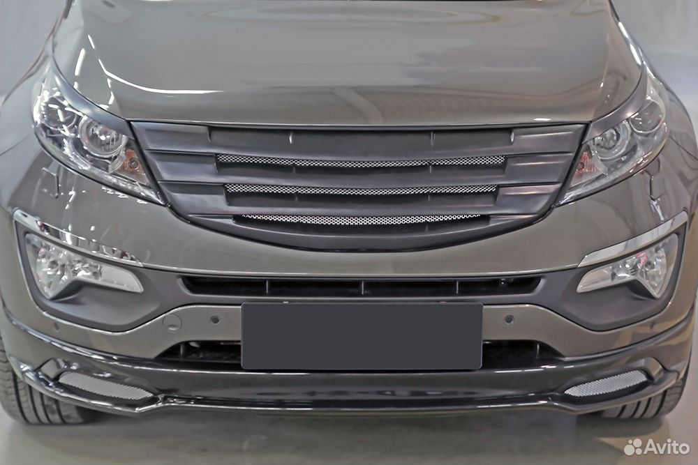 Решетка радиатора KIA Sportage III (2 поперечины)