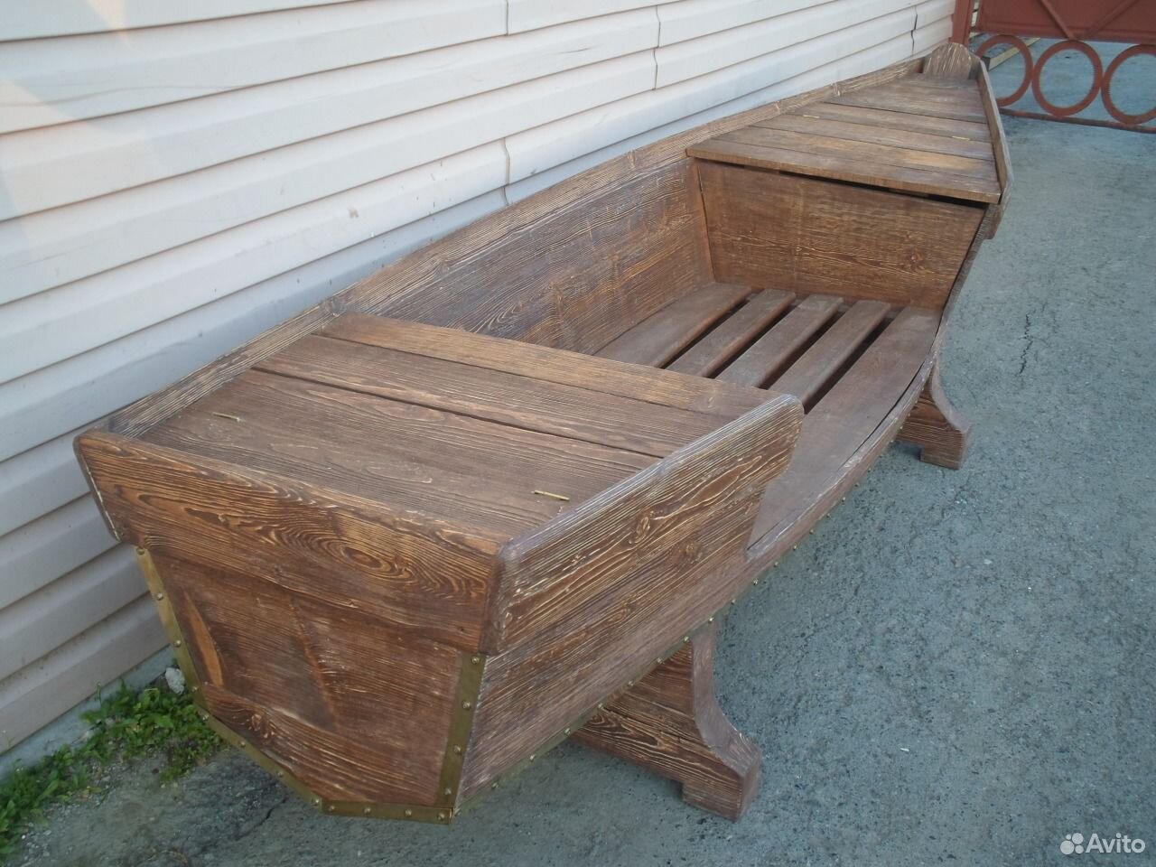 Мебель из старых лодок