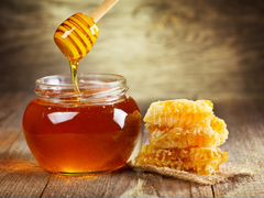 Свежий мед с собственной пасеки