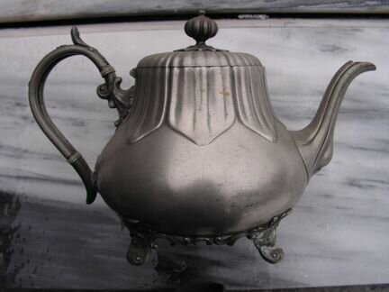 На камин - антикварный чайник - 19 век - RRR