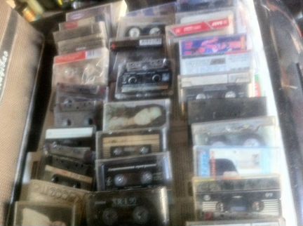Аудио кассеты с записью - около 30 шт