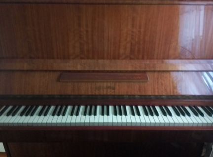 Пианино на продажу