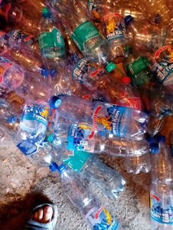 Пластик бутылки из под миниралки 1,5 о