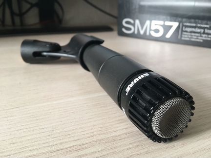 Shure SM57 динамический микрофон