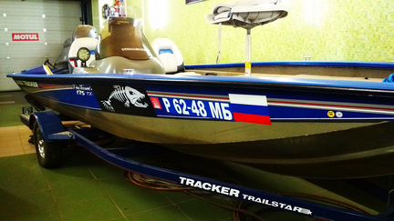 Рыбаловный катер bass tracker PRO team 175 TX