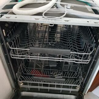 Посудомоечная машина AEG на запчасти Electrolux