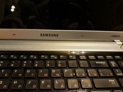 Ноутбук SAMSUNG rv 515