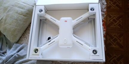 Квадракоптер Xiaomi mi drone