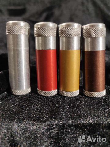 Винтажная бензиновая зажигалка