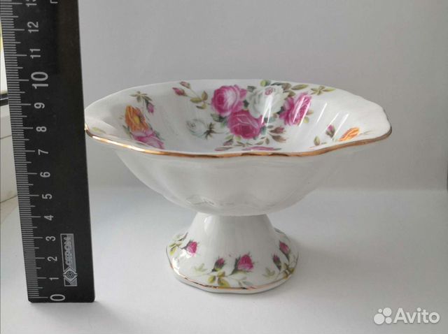 Вазочка для конфет, фруктов