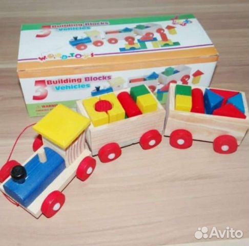 Деревянный паравозик