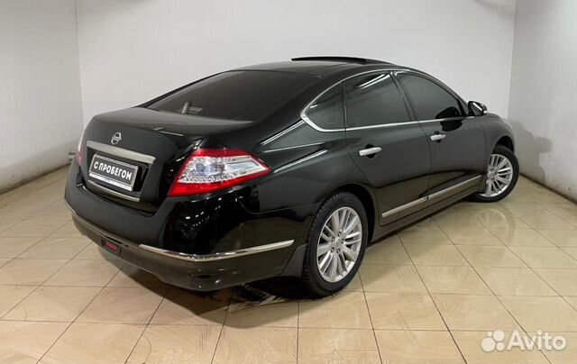 Nissan Teana `2011