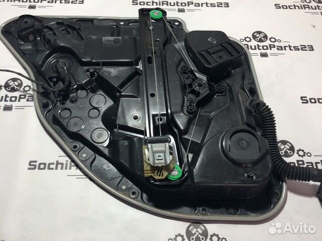 Механизм стеклоподъемника задней правой двери Merc