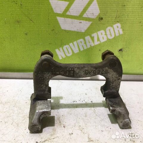 Скоба суппорта заднего Ауди А6 С5