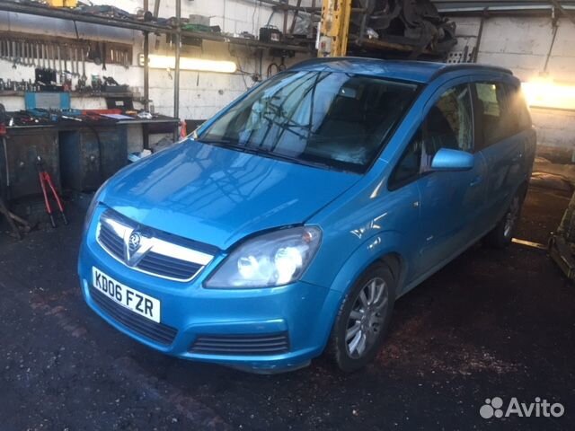 Разбор на запчасти Opel Zafira B