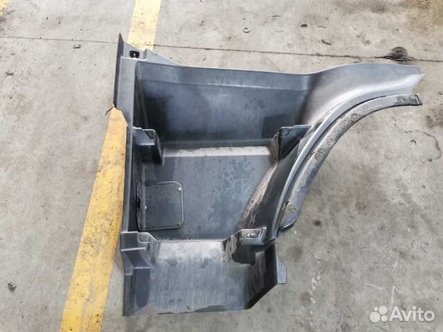 Корпус подножки левой volvo 2002-2008 (Продажа ком