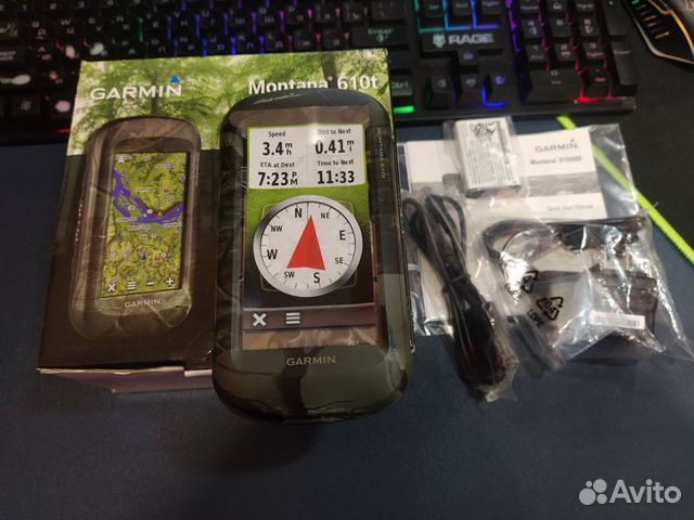 Универсальный навигатор Garmin Montana 610t Camo