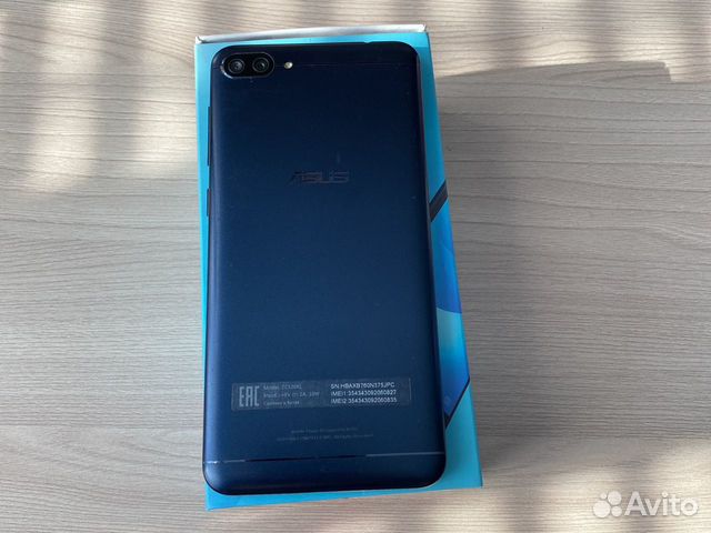 Телефон Asus ZenFone 4 MAX