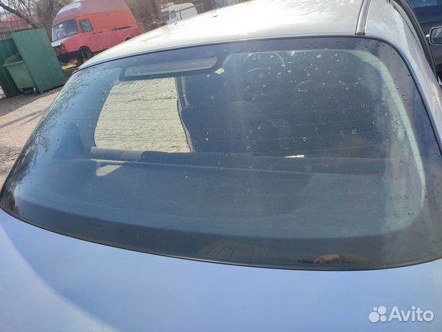 Fiat albea стекло заднее