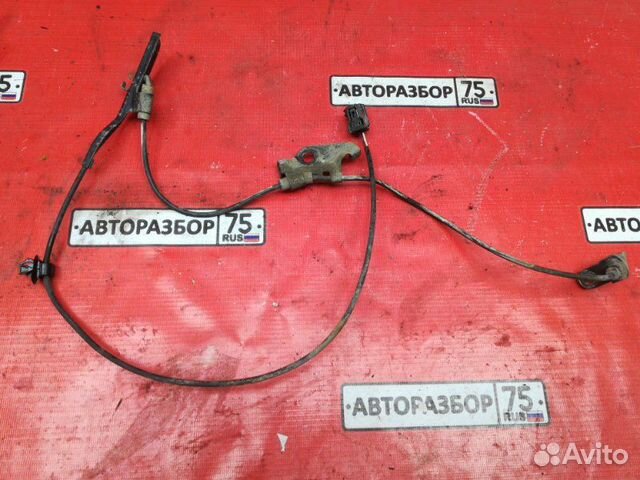 Датчик abs передний левый Toyota Vanguard ACA33W