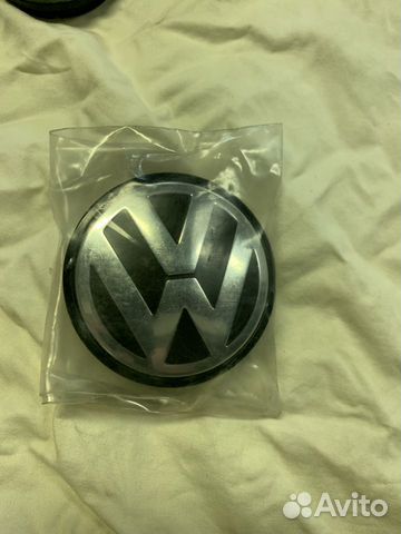 Оригинальный колпачок литого диска фольксваген VW