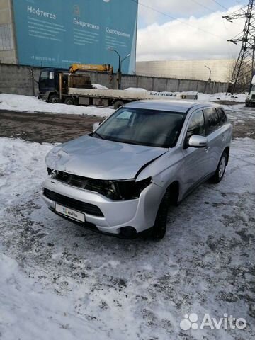 Mitsubishi Outlander 2.0 CVT, 2013, битый, 86 000 км