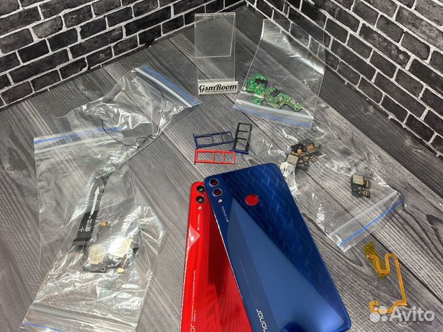 Запчасти для Honor 8X