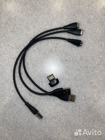 Зарядки 3шт Fitbit Charge, 1шт Fitbit Ionic