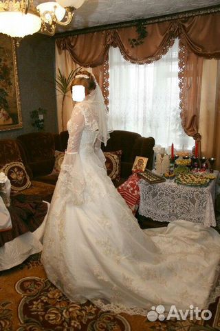 Свадебное платье