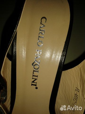 Продам босоножки carlo pazolini