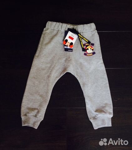 Спортивный костюм Disney Mickey Mouse новый
