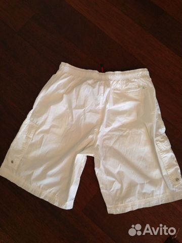 Белые шорты Emporio Armani Белые шорты Emporio Armani