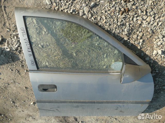 Дверь передняя правая Opel Vectra B