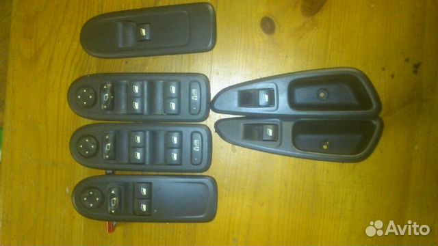 Пежо 308. блок управ. ст. подъёмниками