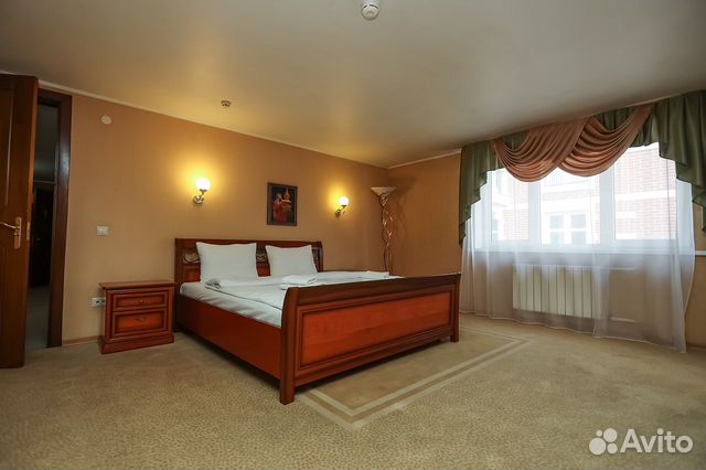 

2-к. квартира, 72 м², 3/3 эт.
