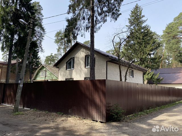 

Дом 140 м² на участке 2 сот.