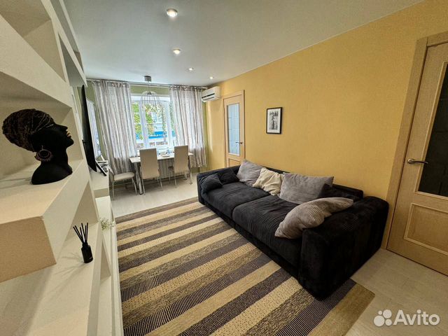 

2-к. квартира, 60 м², 2/5 эт.