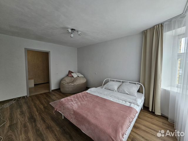 

1-к. квартира, 42 м², 1 кровать