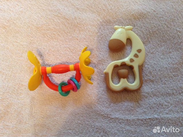 Игрушки-Погремушки Fisher Price, Tiny Love и др Игрушки-Погремушки Fisher Price, Tiny Love и др