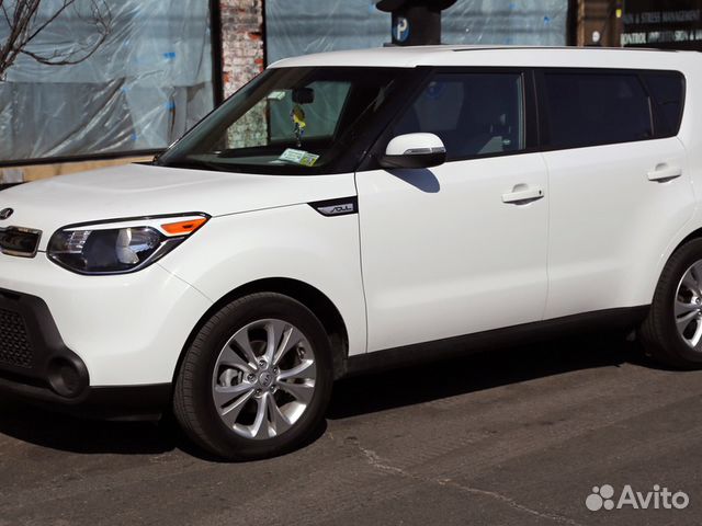 Лобовое стекло на а/м Kia Soul Лобовое стекло на а/м Kia Soul