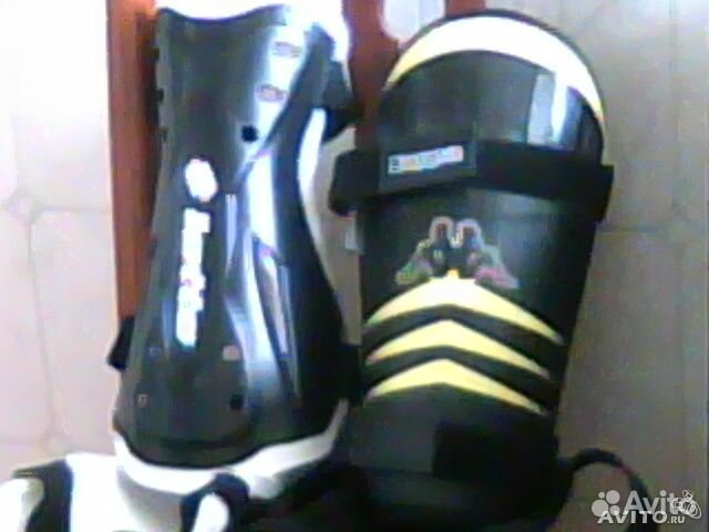 Бутсы adidas новые р.40, Umbro р.42, Mizuno р.40 Бутсы adidas новые р.40, Umbro р.42, Mizuno р.40