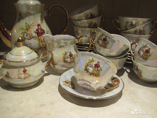 Сервизы чайный на 12 персон и столовые