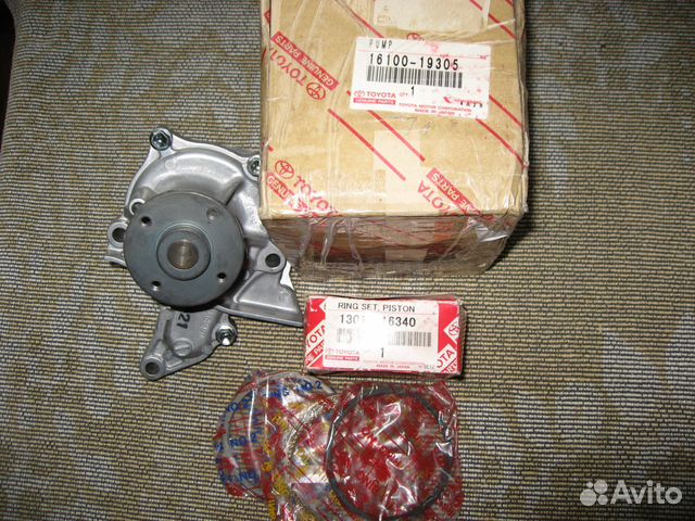 Помпа в сборе оригинал Toyota 16100-19305 на 7AF-E