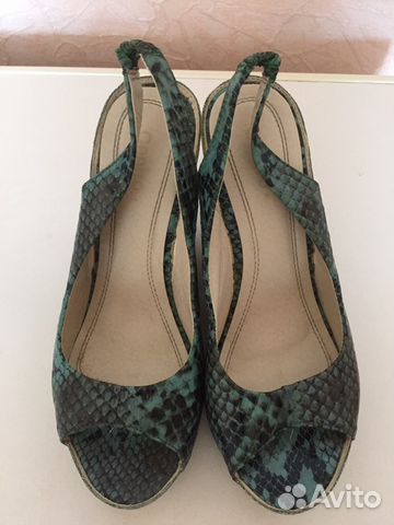 Босоножки женские