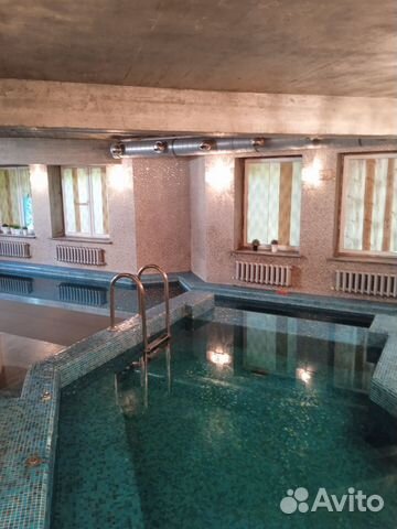 

Дом 450 м² на участке 10 сот.