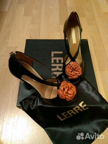 Босоножки lerre