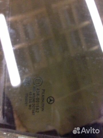 Стекло задней левой двери Mercedes C w204 Стекло задней левой двери Mercedes C w204