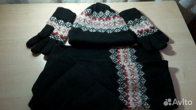 Зимний комплект (шапка, шарф и перчатки)