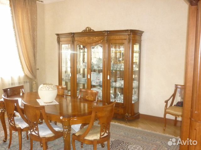 Дом 500 м² на участке 9 сот.