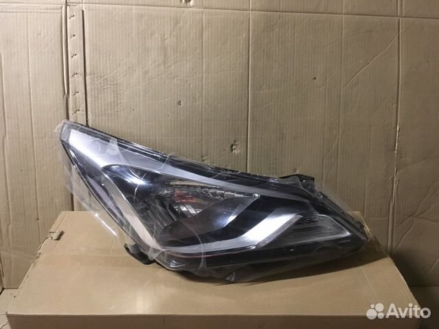 Фара передняя правая Hyundai Solaris 2014 рестайл